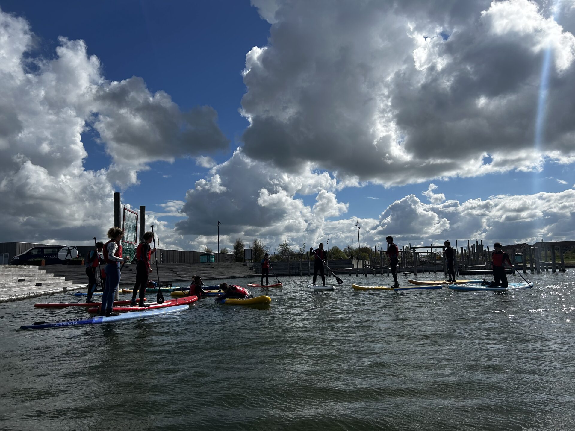 Forældrerådsarrangement Gug 8.C SUP/kajakpolo i Vestre Fjordpark 25/8